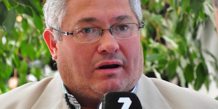 Quieren echar a ex funcionarios políticos que pasaron a Planta