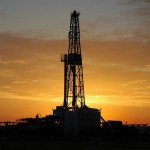 El petróleo se disparó 5% y llegó a u$s48,48