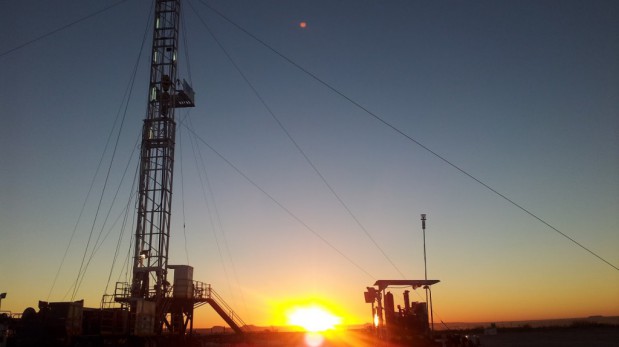 Linares: “Si Tecpetrol no quiere invertir que devuelvan el yacimiento”