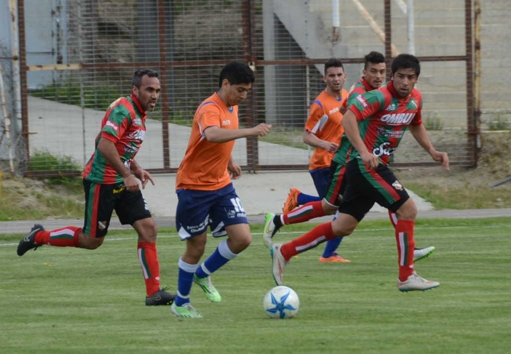 La CAI perdió en el final e irá al desempate para no descender