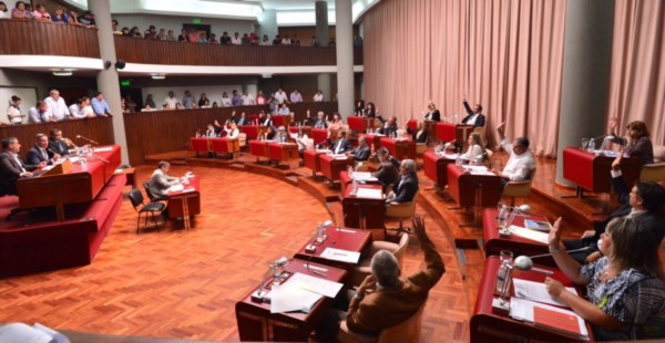 El FpV presentó un proyecto de Ley para la selección de los magistrados