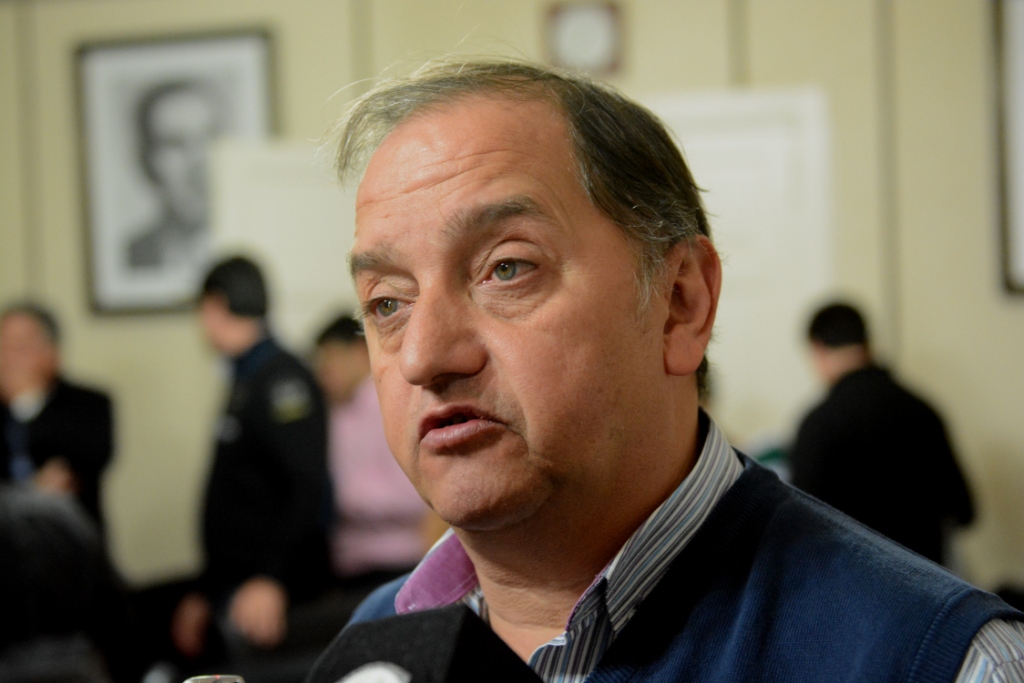 Linares: “En Chubut no puede aplicarse el 400% de aumento”
