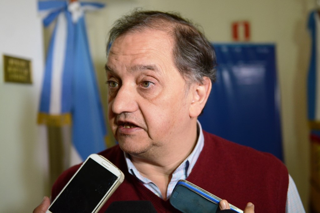 Linares: “Yo tengo que defender los ingresos de Comodoro”