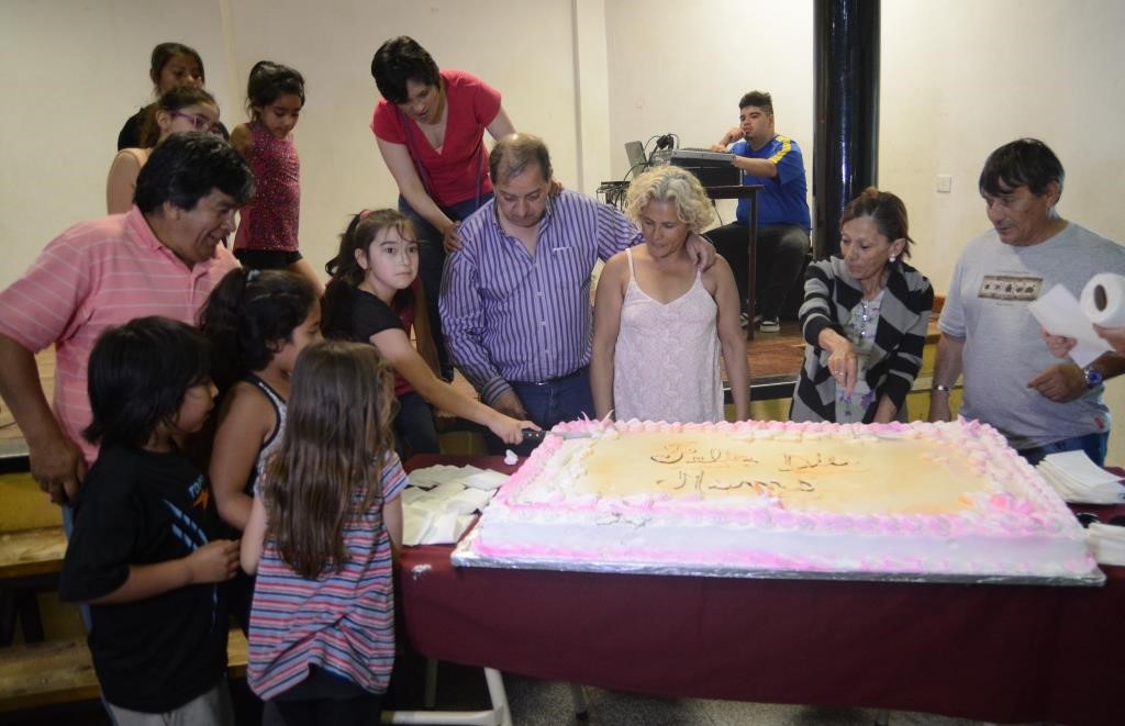 Exitoso agasajo a las madres de barrio San Cayetano