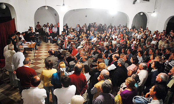 Gualeguaychú: los asambleístas votan si vuelven al corte de ruta