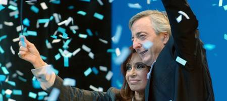 «El Gobierno va a seguir tomando medidas para redistribuir el ingreso», dijo Kirchner