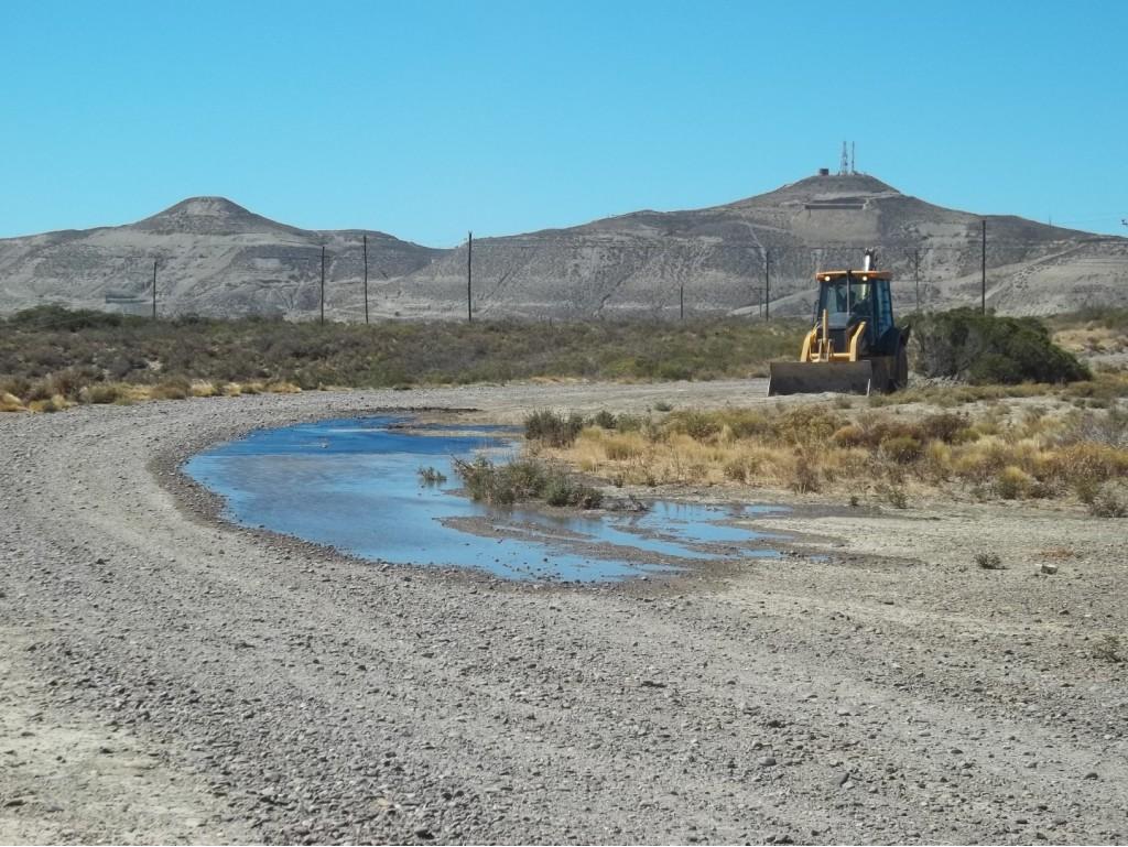 Negligencia de operadoras vuelve a causar derrames en cercanías del ejido urbano
