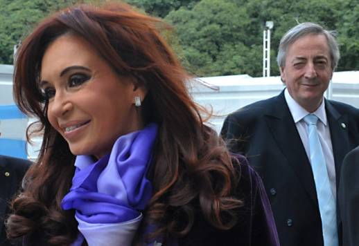 Cristina reasume y podría abandonar el luto