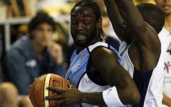 Devin Davis es el reemplazante de Calvin Warner en Gimnasia