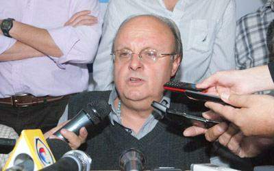 Vialidad, migraciones y vivienda, la agenda comodorense en Capital