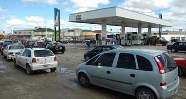 Psicosis colectiva ya ataca a las estaciones de servicio