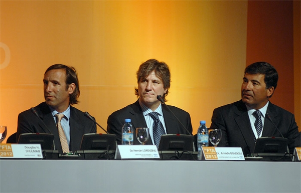 El gobierno argentino llama a eliminar los paraísos fiscales y cruzar datos