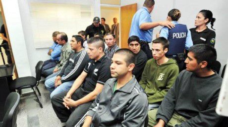 Otra denuncia complica a policía implicado en caso de menor abusado