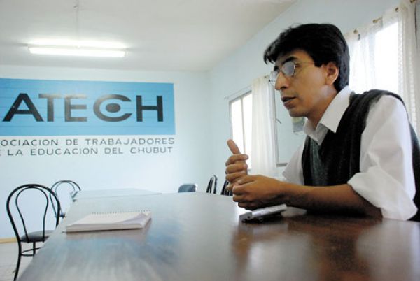 Los Gremios Estatales aclaran que “no avalan un aumento del aporte de los trabajadores”.