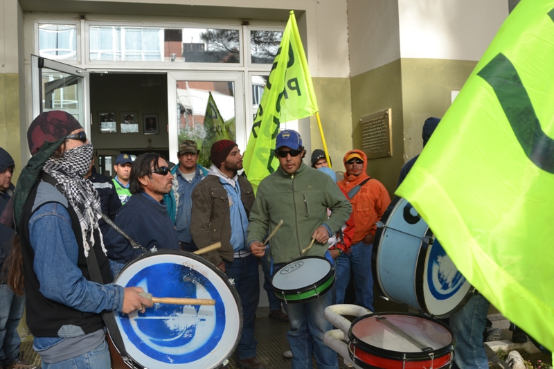 La UOCRA será denunciada penalmente por los destrozos