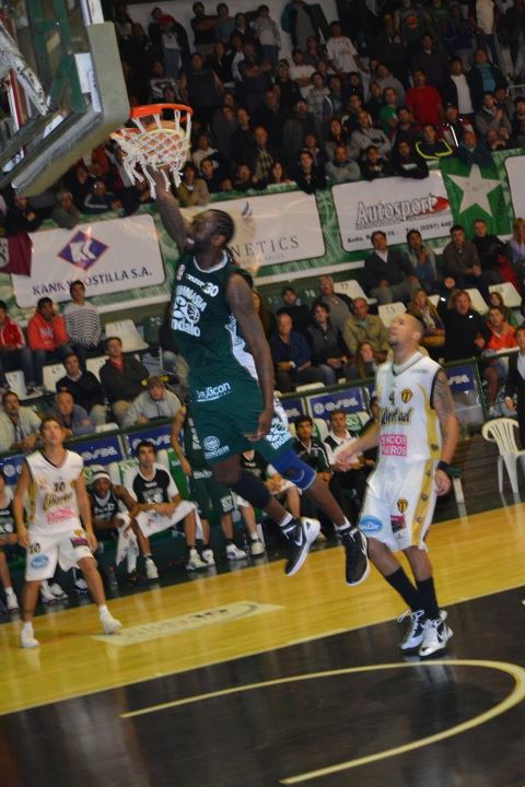 El ‘Verde’ ganó por una buena defensa y un Davis inspirado