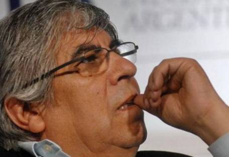 Moyano se cansó del «circo» de las paritarias y extraña a Néstor