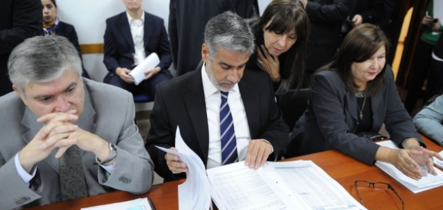 Pais criticó a Macri por el traspaso del subte