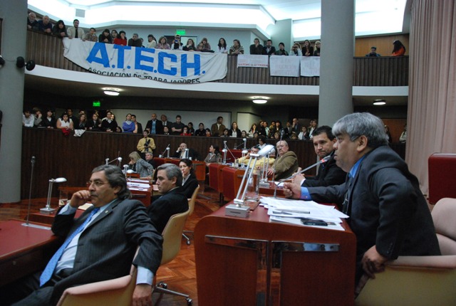 Los petroleros defenestraron al «yauharista» Villagra