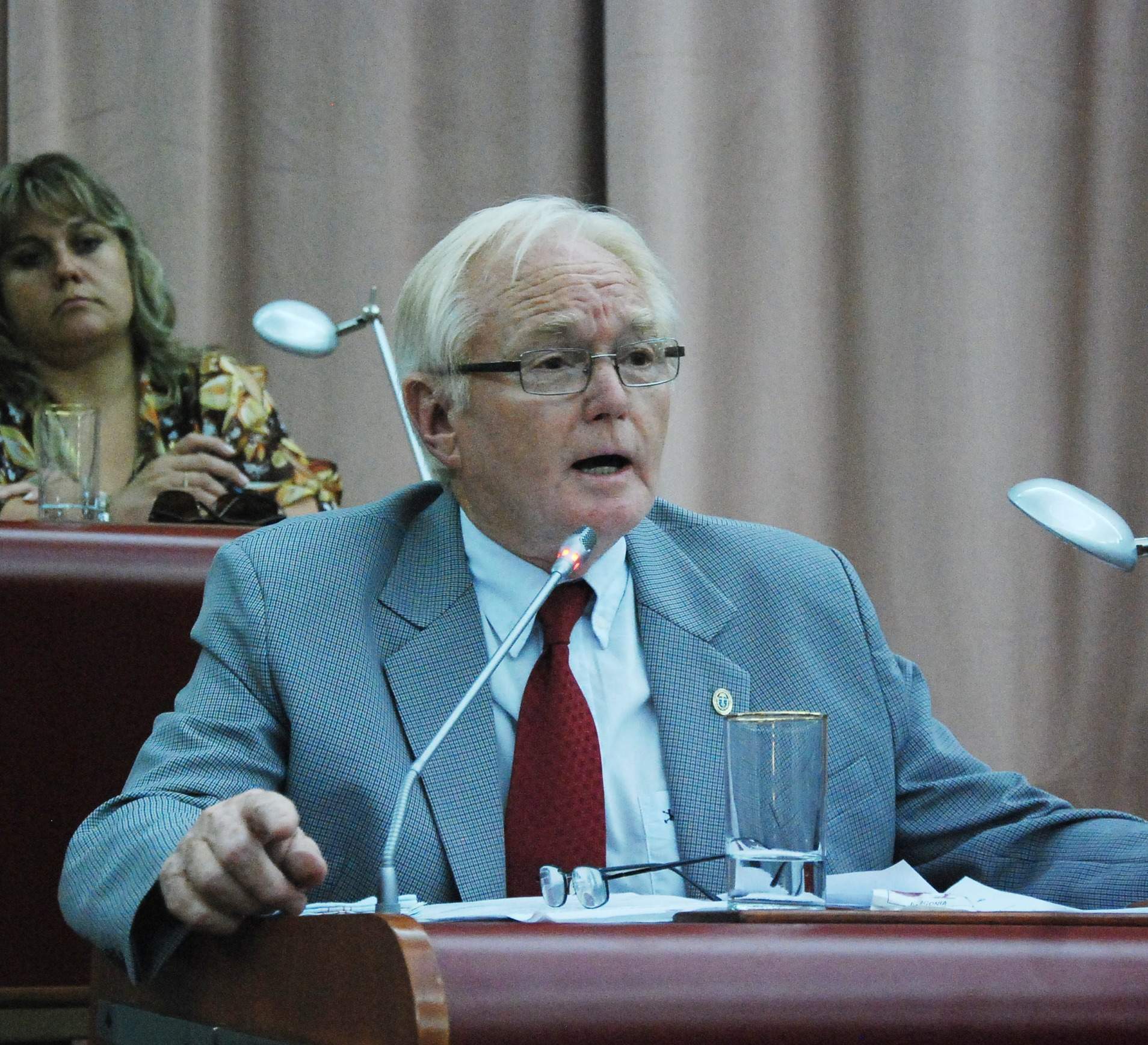 El diputado Petersen esclareció datos sobre la polémica multa a Aluar