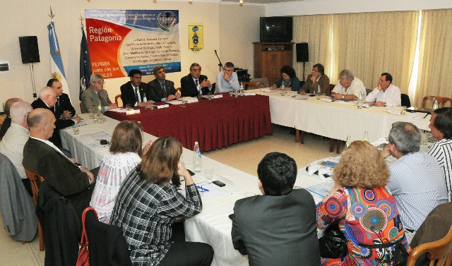 Empresarios hoteleros pedirán más vuelos para la región