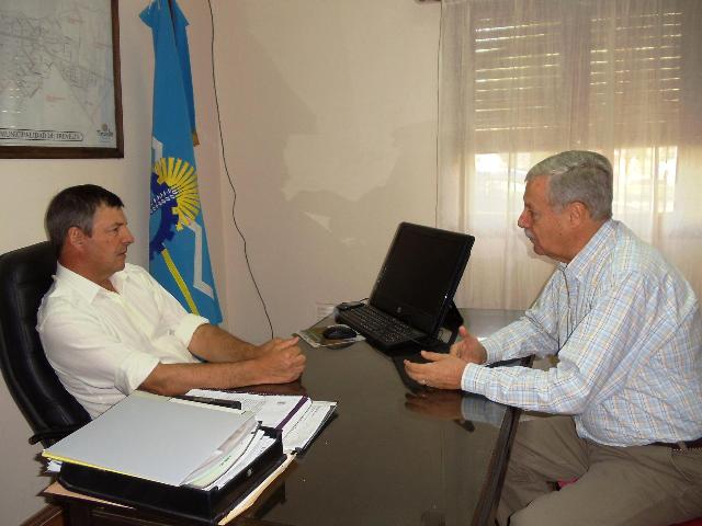 Lizurume se reunió con el intendente Garitano