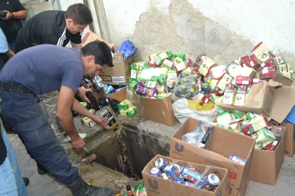 Se decomisaron alrededor de 6000 litros de bebidas alcohólicas