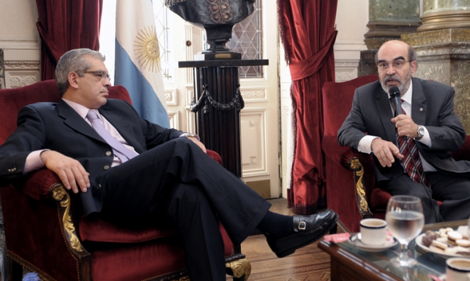 Domínguez instó a una mayor participación de las cooperativas