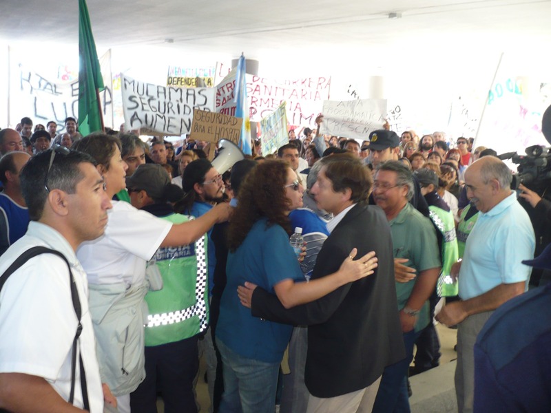 ¿Gremios estatales en crisis?