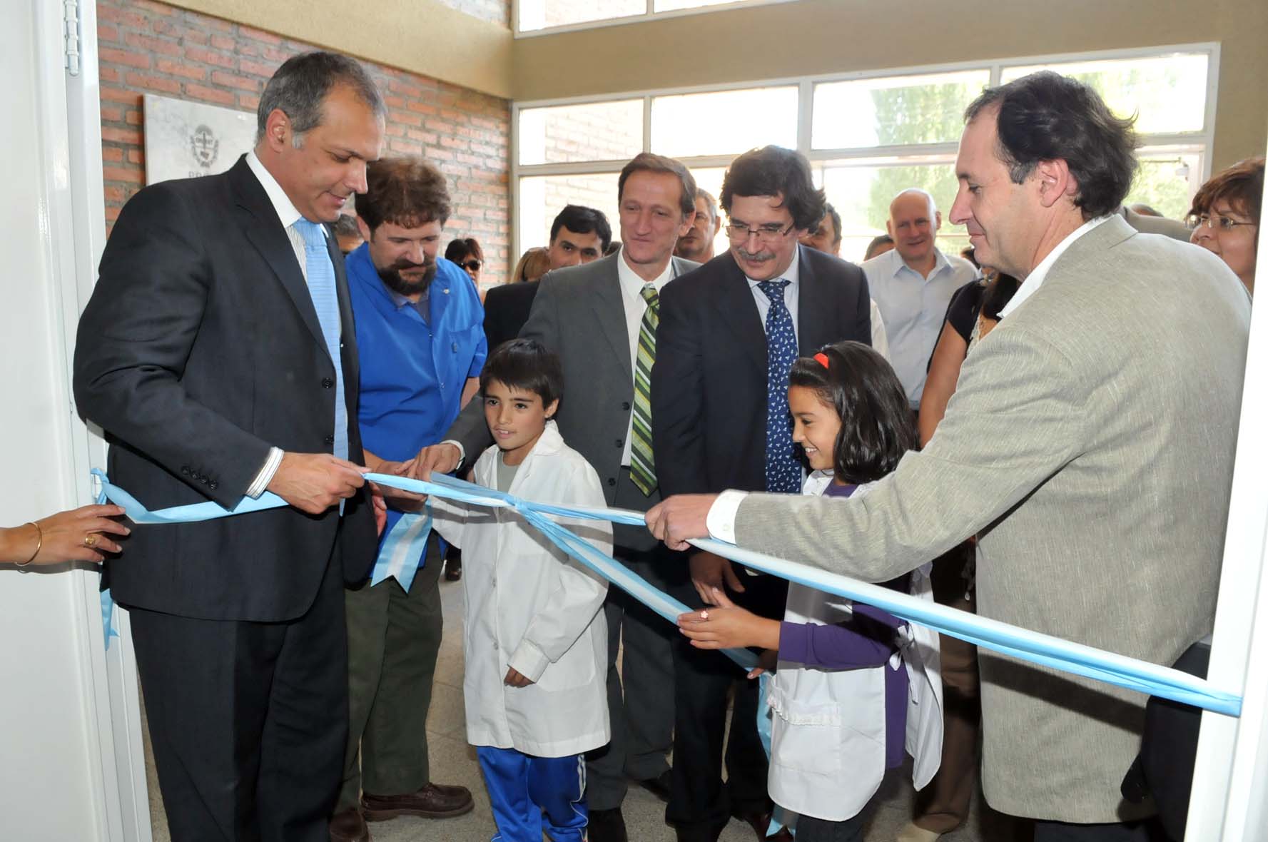 Buzzi inauguró el ciclo lectivo secundario junto a Sileoni en la Cordillera