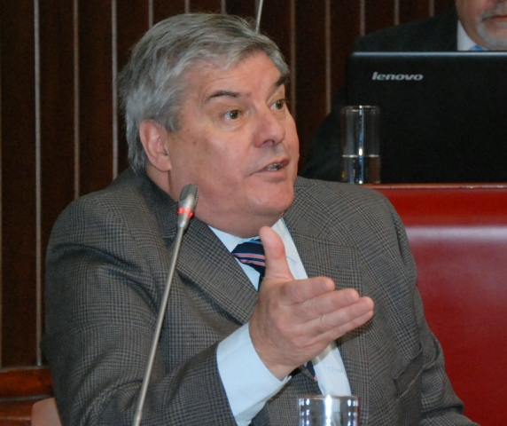 La Legislatura brindó un reconocimiento a Armando Ávila