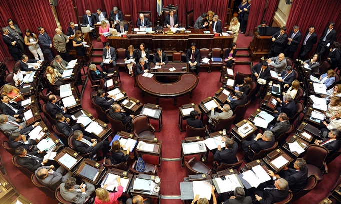 El Senado comenzó a debatir el proyecto que impulsa el retorno de YPF a manos del Estado