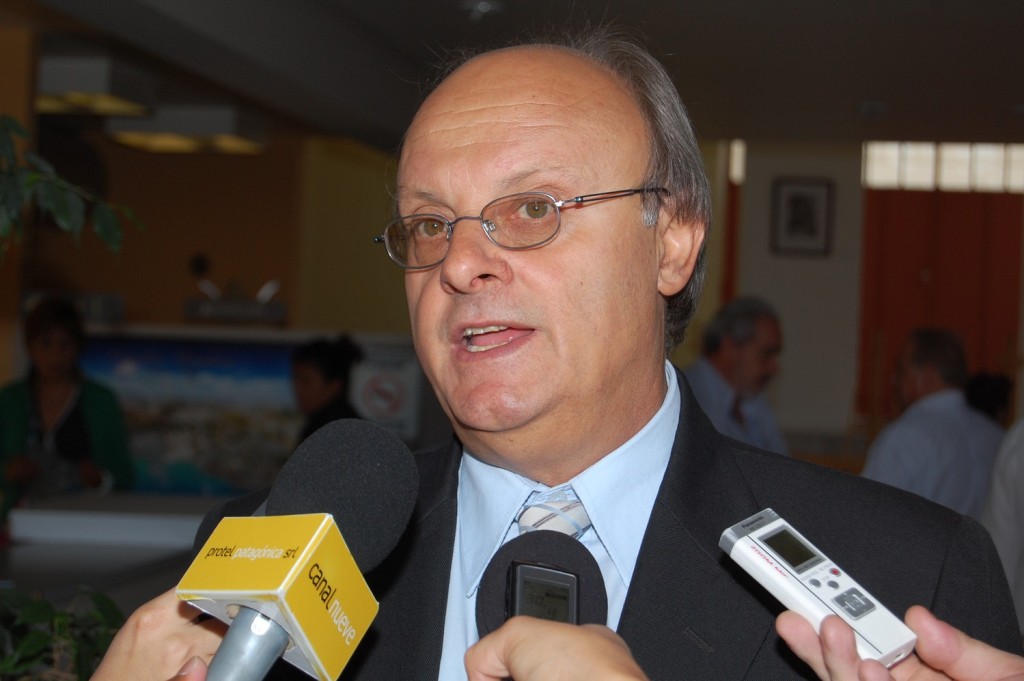 Di Pierro dice que no le torcerán el brazo quienes manejan la droga