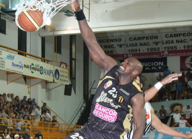 Confirmado: Robert Battle no jugará mañana ante Gimnasia