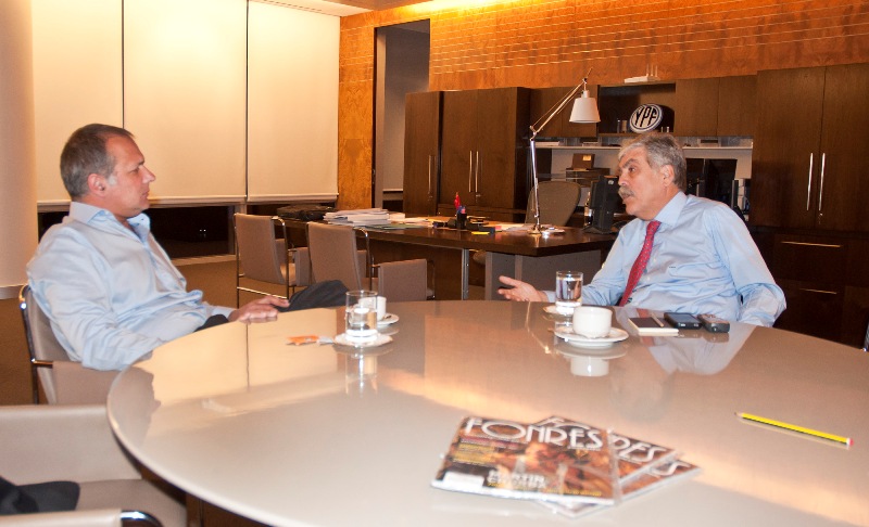 Buzzi y De Vido anunciaron ambicioso plan para YPF