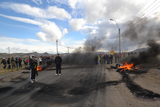2500 personas viven en la zona de ilegales de Standard
