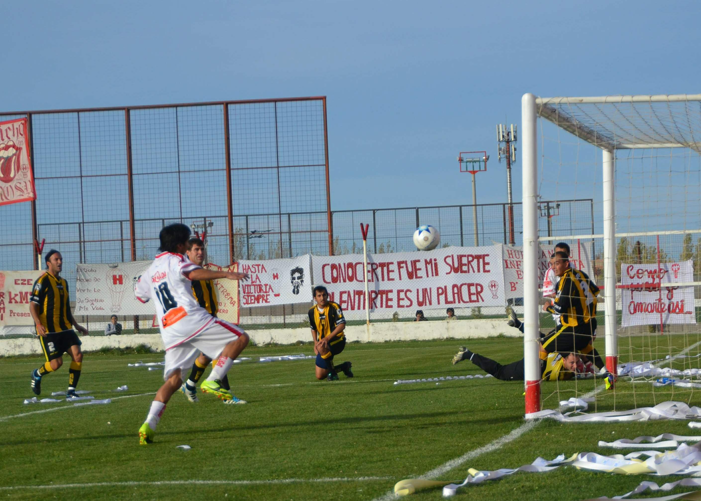 Huracán superó a Deportivo Madryn por la mínima diferencia