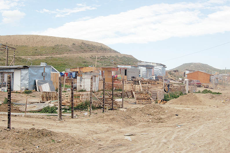 La SCPL controla conexiones clandestinas en el barrio Stella Maris