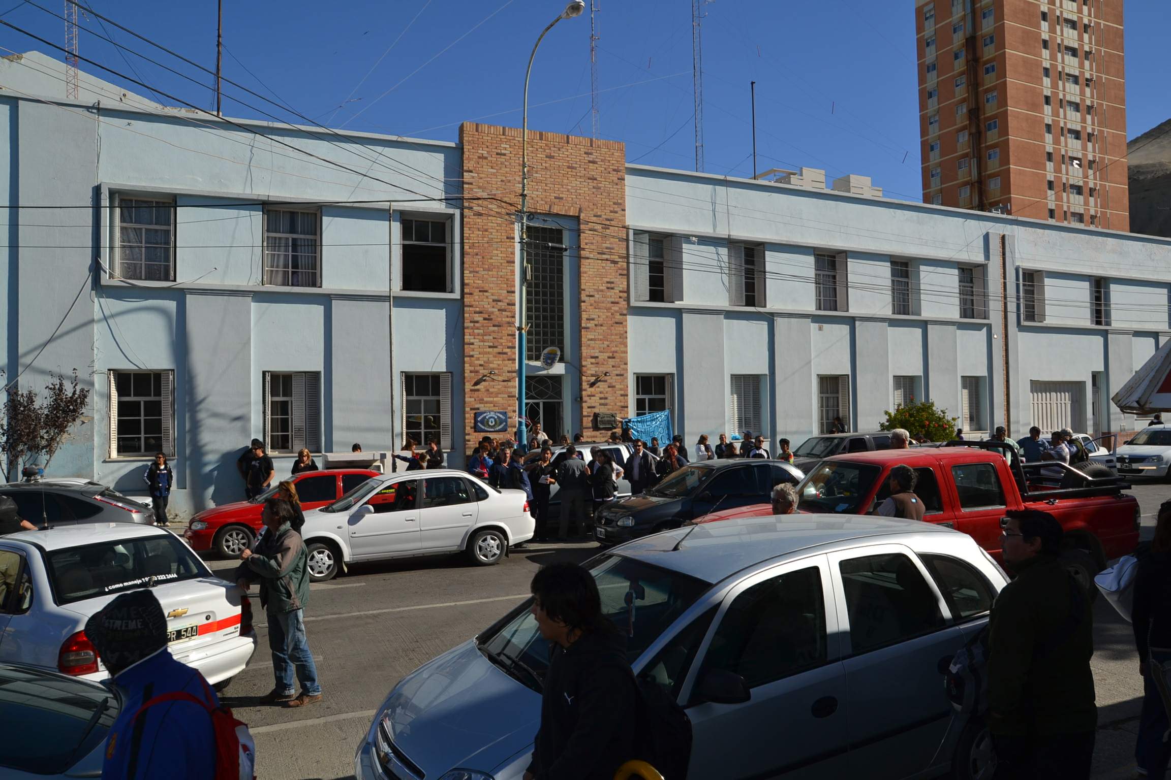 Graves denuncias desde el SiPolCh tras desistir de la medida de fuerza