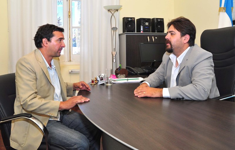 Para Almirón, Ingram «no tiene impacto político»