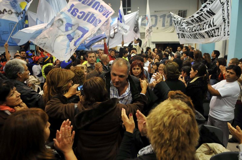 Buzzi anticipó una reivindicación histórica para Mosconi