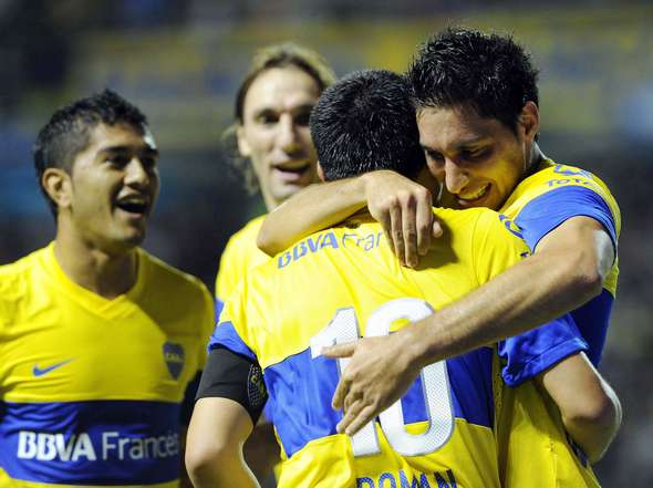 Román brilló una vez más y el ‘Xeneize’ sigue firme arriba