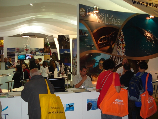 Chubut se promocionó en el Salón Internacional de Turismo de Invierno