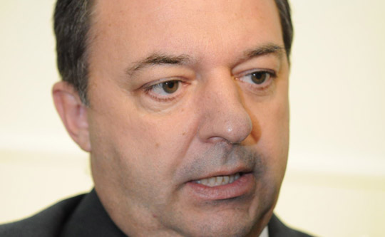 Lanzan programa para que grandes empresas apadrinen a PyMEs