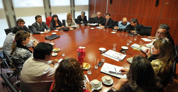 Habrá endeudamiento por U$S 100 millones