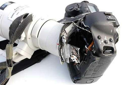 Salvaje agresión a integrantes de Canal 9