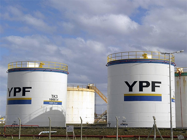 El Gobierno oficializó la ley de expropiación de las acciones de Repsol en YPF