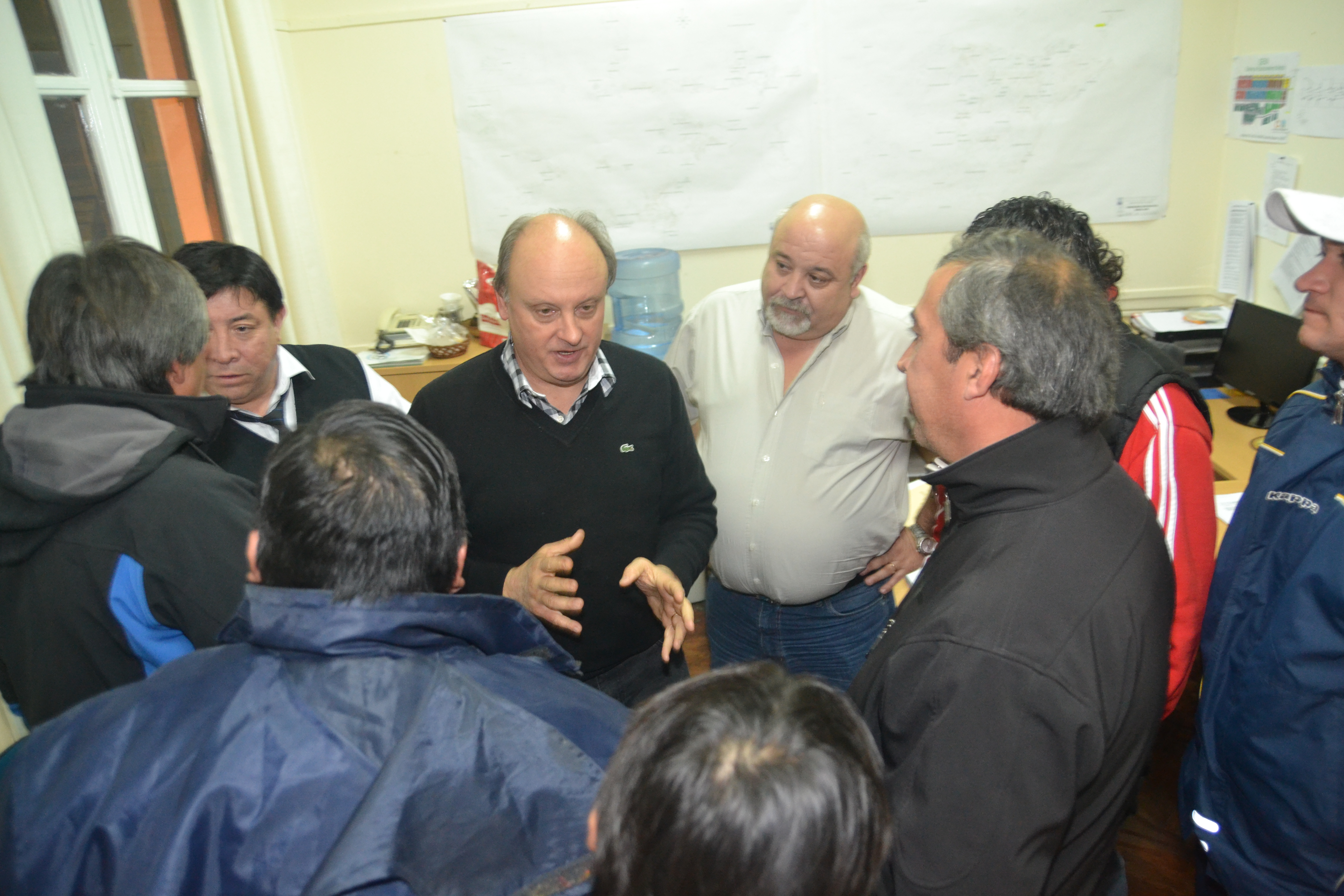Di Pierro recibió a vendedores ambulantes