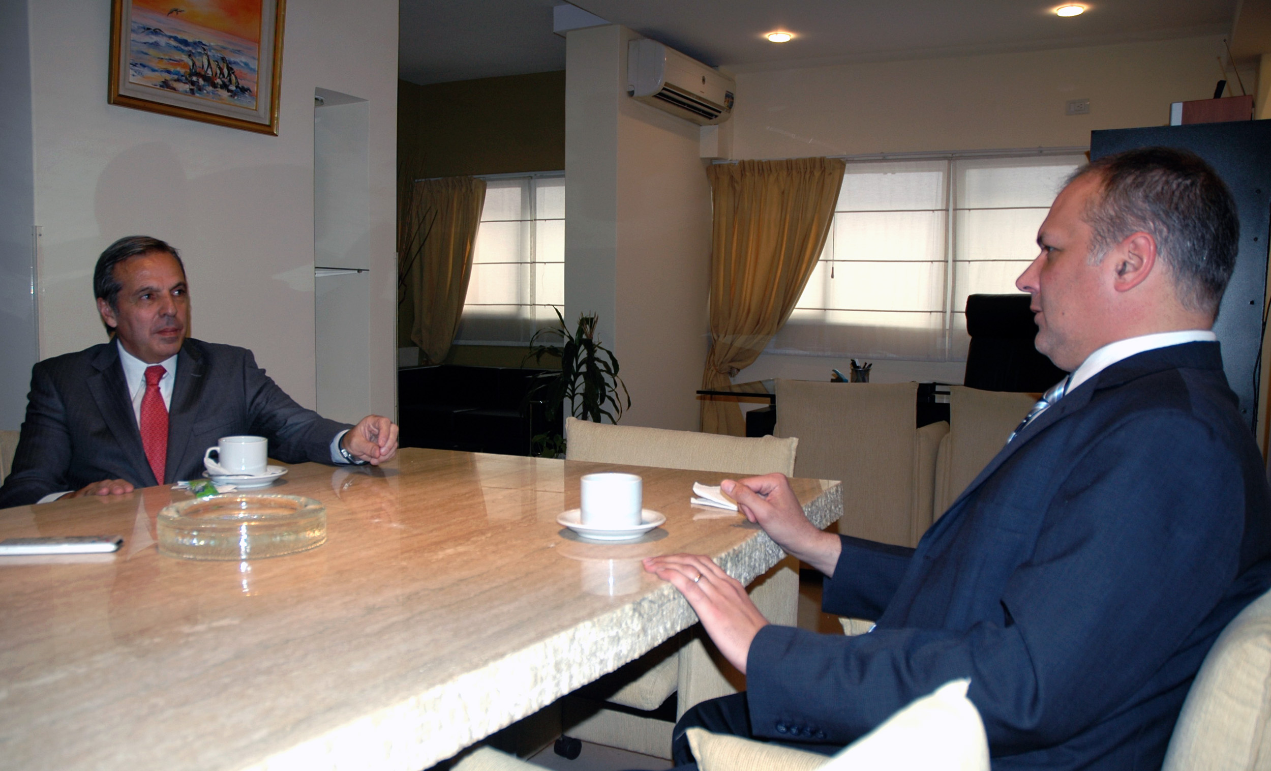 Buzzi se reunió con el gobernador de Neuquén