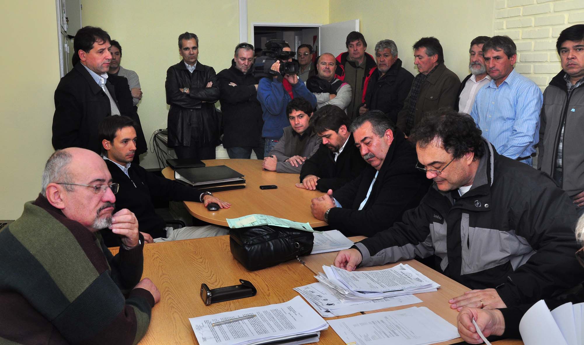 Audiencia entre cooperativas, empresas y trabajadores